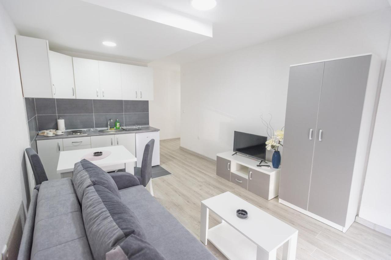 Apartmani Centar Loznica Εξωτερικό φωτογραφία