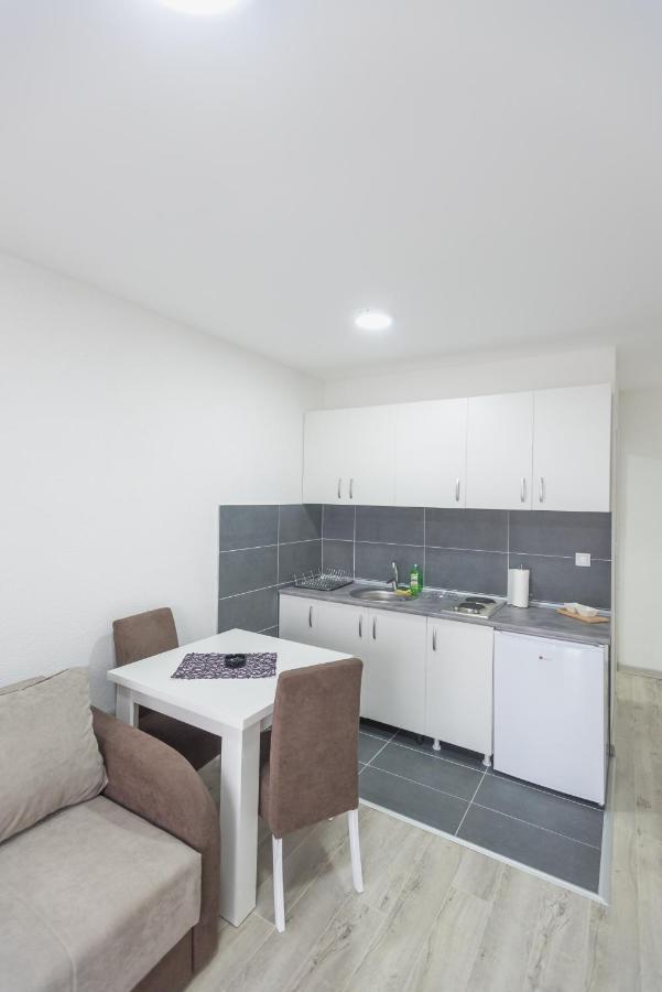 Apartmani Centar Loznica Εξωτερικό φωτογραφία