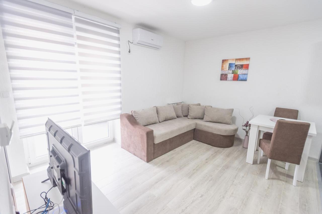 Apartmani Centar Loznica Εξωτερικό φωτογραφία