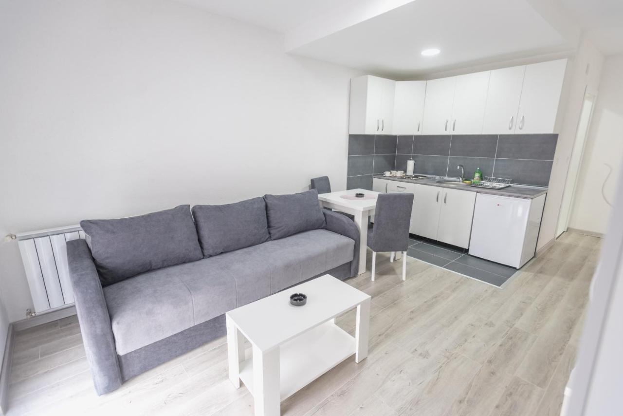 Apartmani Centar Loznica Εξωτερικό φωτογραφία