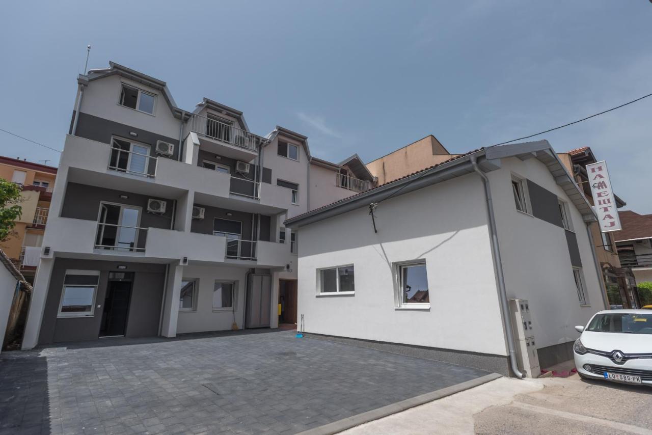 Apartmani Centar Loznica Εξωτερικό φωτογραφία