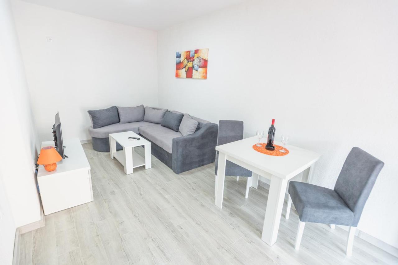 Apartmani Centar Loznica Εξωτερικό φωτογραφία