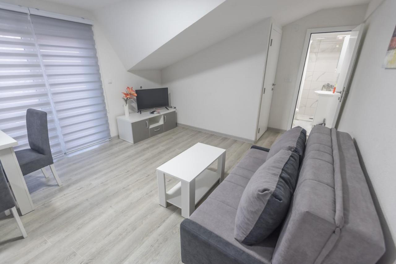 Apartmani Centar Loznica Εξωτερικό φωτογραφία